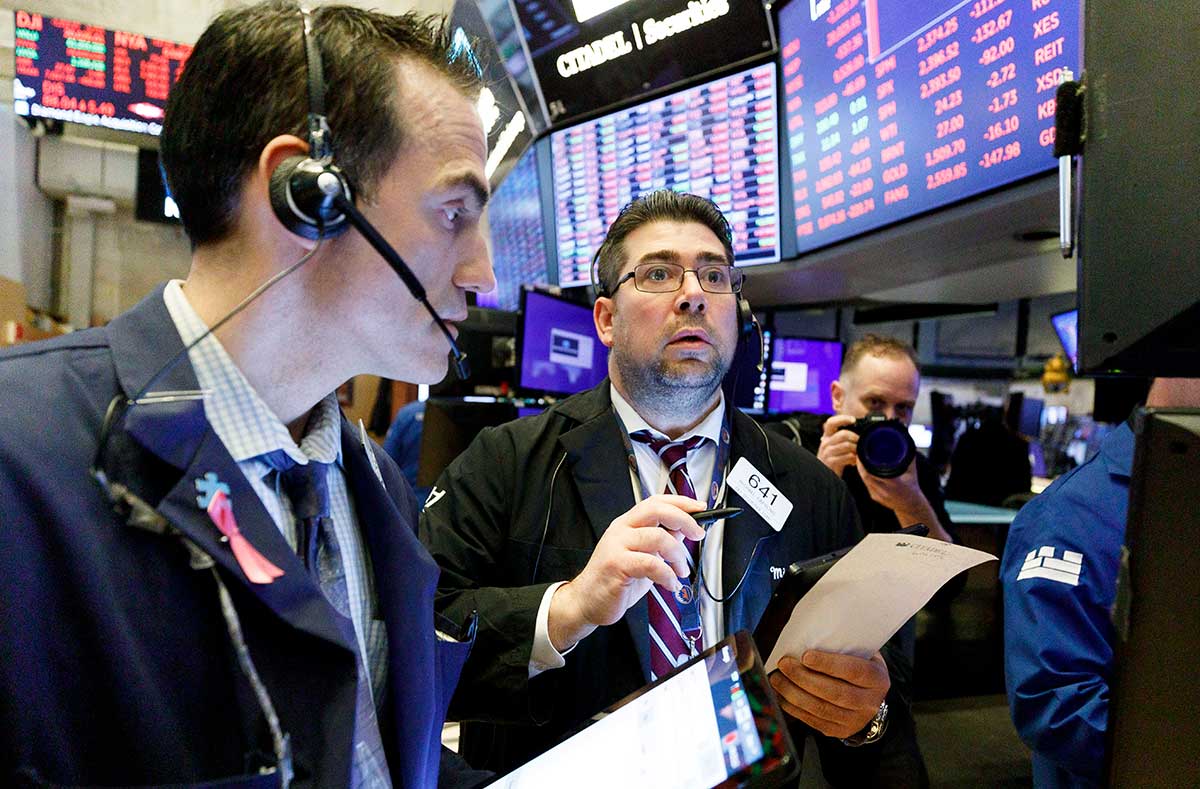 Na Wall Streetu Dow Jones pao na najnižu razinu od 2017.
