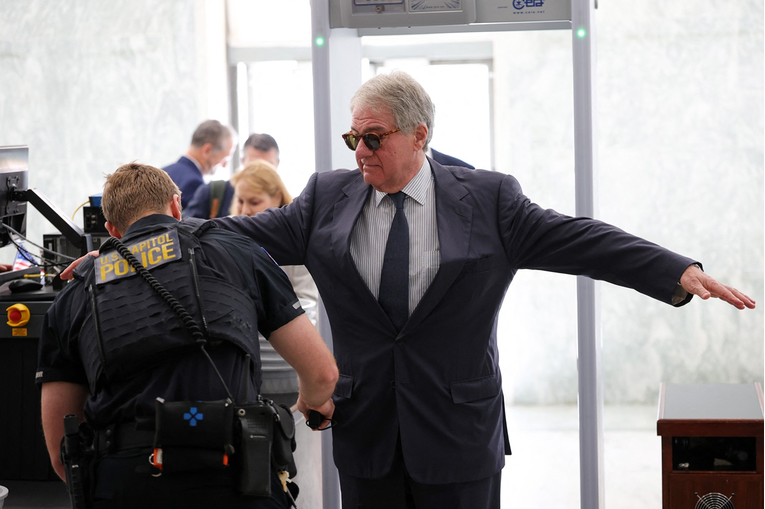 Milijarder odbio svjedočiti o Epsteinu. Podnio tužbu protiv odbora
