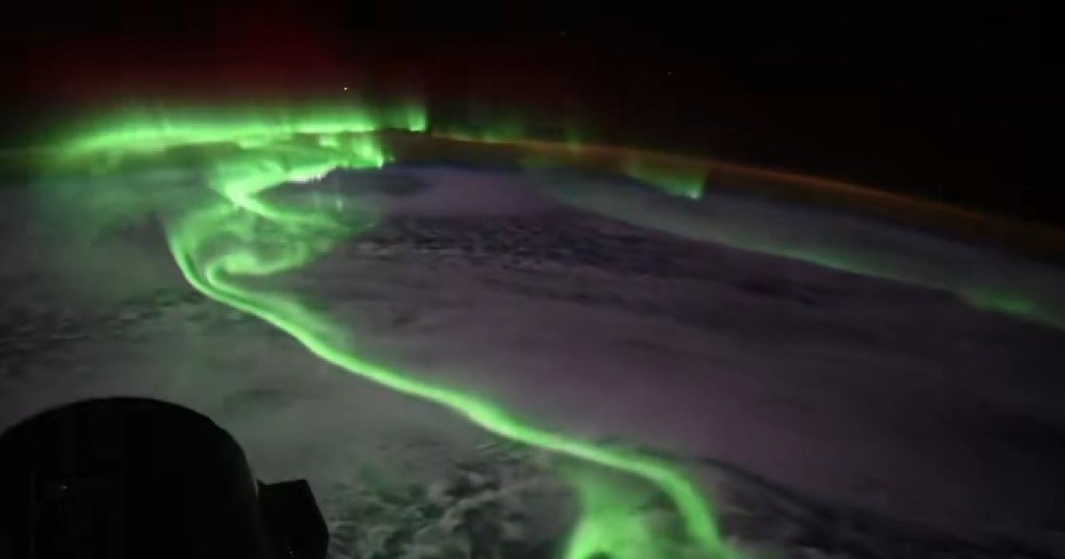 NASA objavila spektakularnu snimku polarne svjetlosti iz svemira