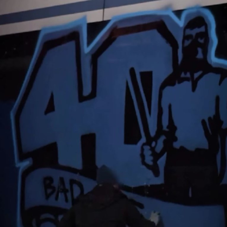 VIDEO Boysi objavili snimku. Iscrtali su gradski vlak usred noći brojem 40