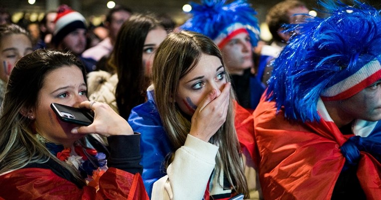 Pola milijuna ljudi potpisalo peticiju "Francuska, prestani plakati"