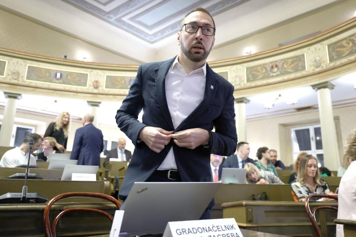 Tomašević predao proračun za 2026.