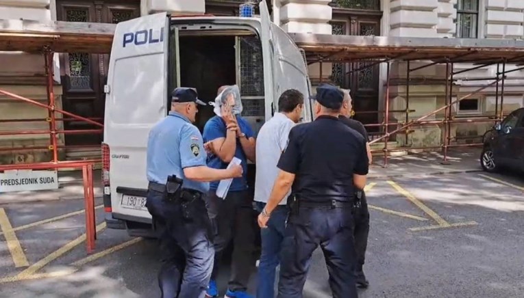 Trojici od 20 uhićenih u aferi s autoškolama određen zatvor. Ukupno uzeli 85.000 eura