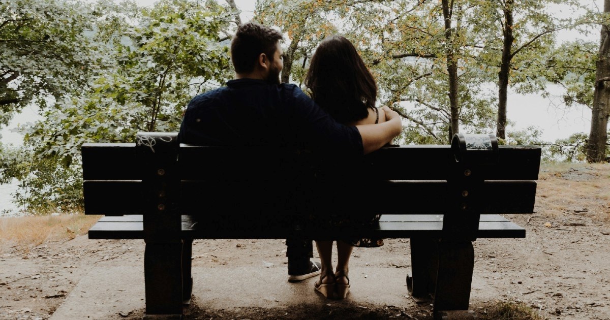 Jeste li intelektualno kompatibilni s partnerom? Ovi znakovi daju odgovor