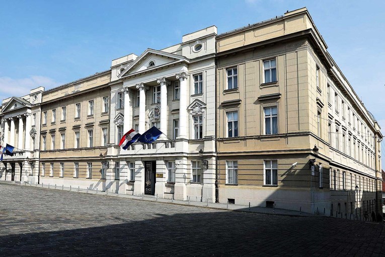 Korona u saboru: Zaražen je djelatnik saborske straže