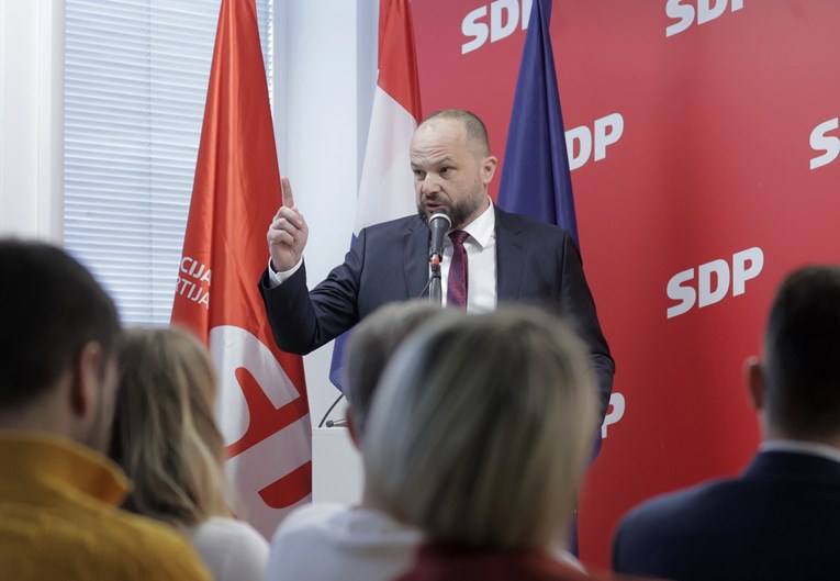 Hajdaš Dončić: Plenković pokušava sakriti da je dopustio normaliziranje ustaštva