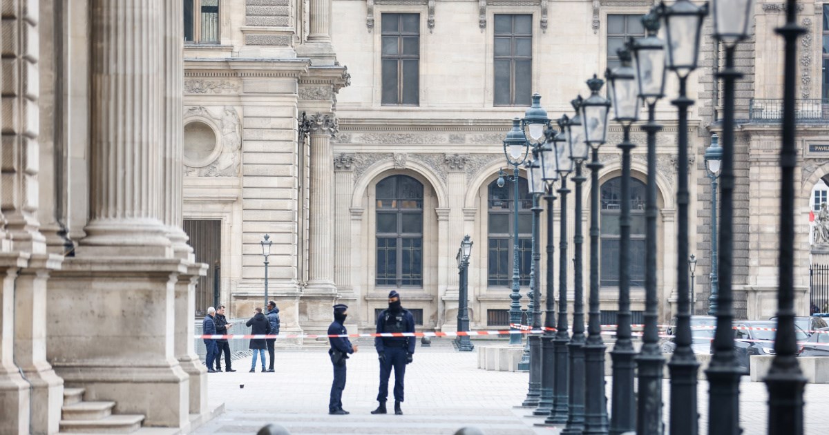 Kod Louvrea pronađen jedan od ukradenih dragulja, objavljeni novi detalji pljačke