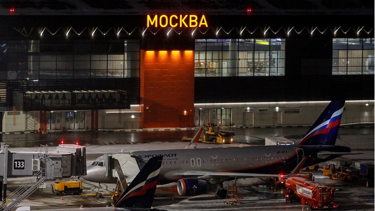 Agencija: Ruske aviokompanije prošle godine imale skoro upola manje putnika