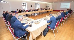 Župani se sastali u Vukovaru, razgovarali o legalizaciji klijeti i školama