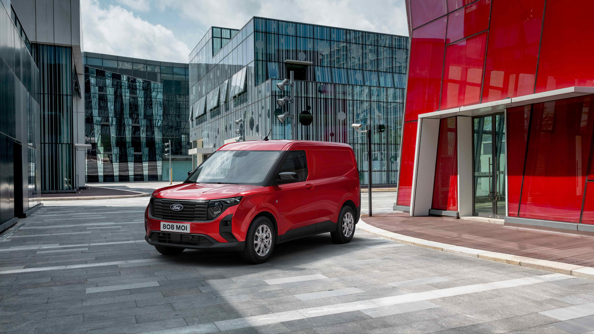 Ovaj Ford može primiti dvije euro palete, a napravljen je za snalaženje u gradu