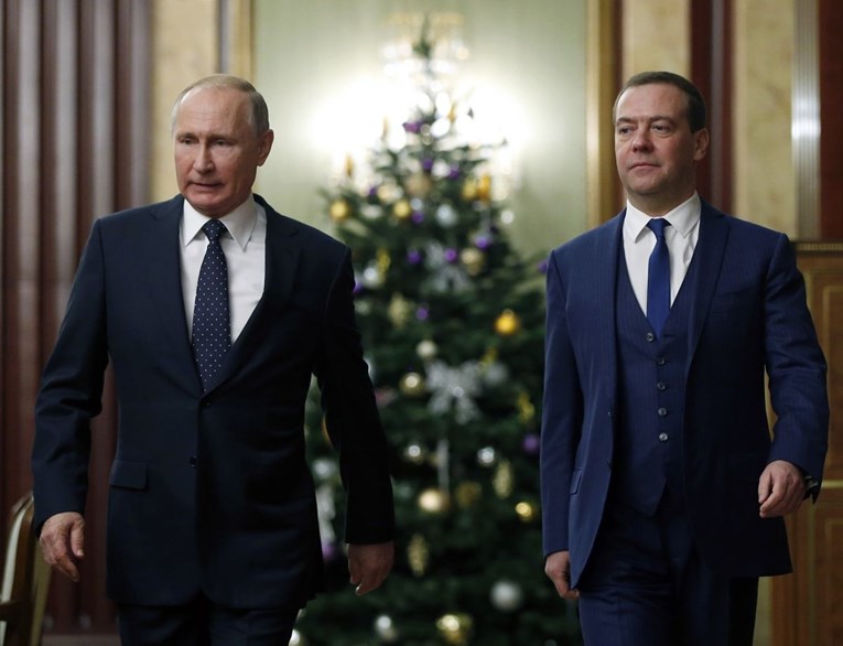Medvedev: EU, pun oružja, sada je direktna prijetnja Rusiji