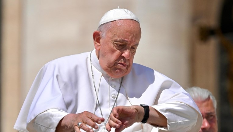 Talijanski mediji: Papa je LGBT osobe nazvao peder*inama