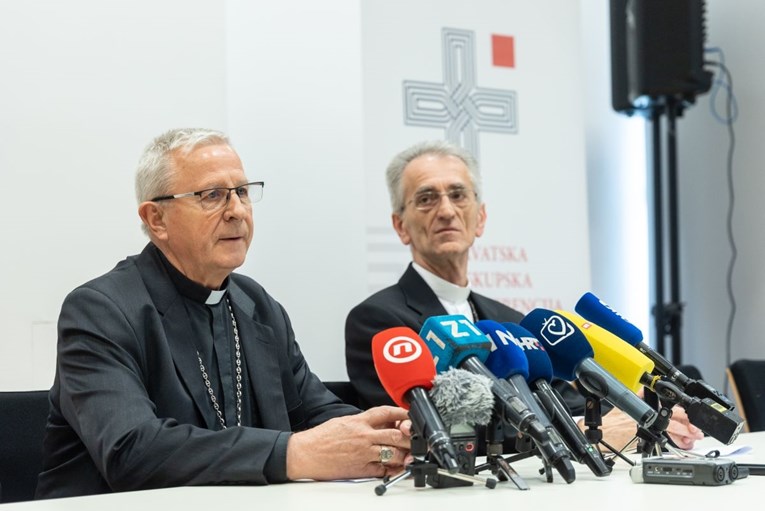 Biskupi osnivaju vlastiti sud za kaznena djela protiv maloljetnika