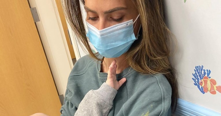 Hilaria objavila fotografiju iz bolnice: "Užasan trenutak kojeg se roditelj boji"