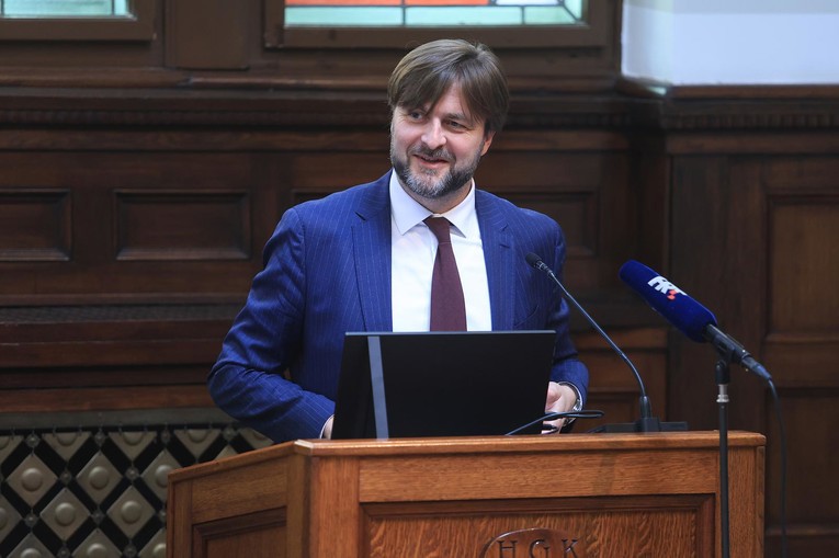 Ćorić: Slijedi val rasta produktivnosti, treba privatizirati još neke tvrtke