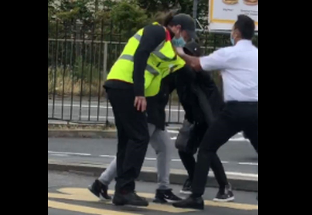 Pokušale se ugurati u red za drive-in u McDonald'su, sve završilo fizičkim obračunom