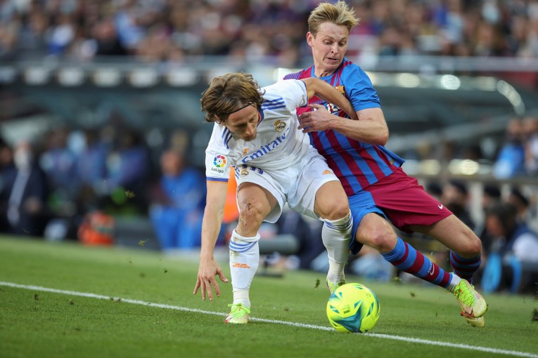 Frenkie de Jong: Modrić je najteži suparnik protiv kojeg sam igrao