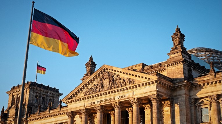 Zgradu njemačkog parlamenta manje će grijati i hladiti zbog štednje energije