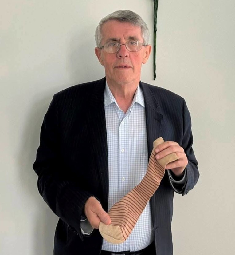 Znate li da u Hrvatskoj postoji čovjek koji čuva Stepinčevu čarapu? 😃