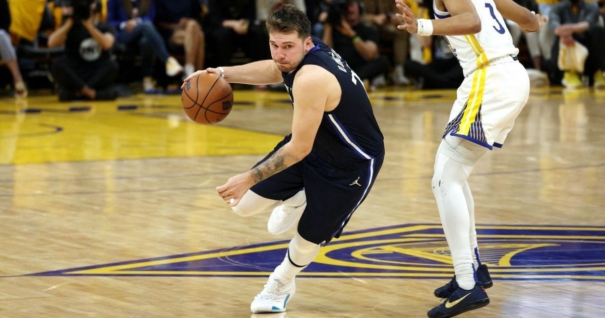 Luka Dončić igrao u novim tenisicama napravljenima u čast Real Madrida