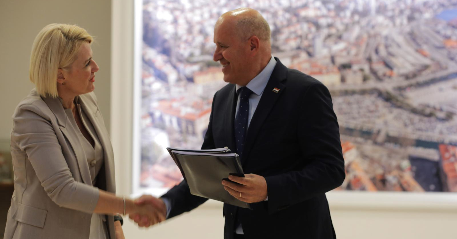 Bačić: U Hrvatskoj nedostaje 236.000 stanova, iako ih je 600.000 prazno
