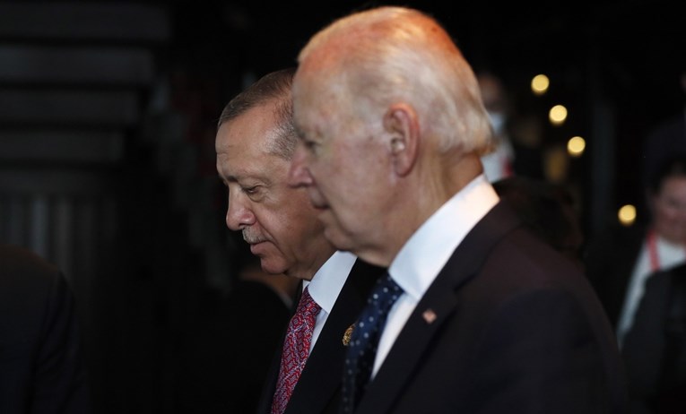 Erdogan uporno blokira ulazak Švedske u NATO. Biden mu postavio uvjet?