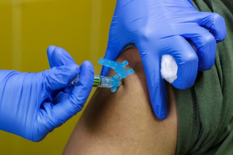 Američka agencija uvodi najoštrije upozorenje za covid cjepiva. "To nema smisla"