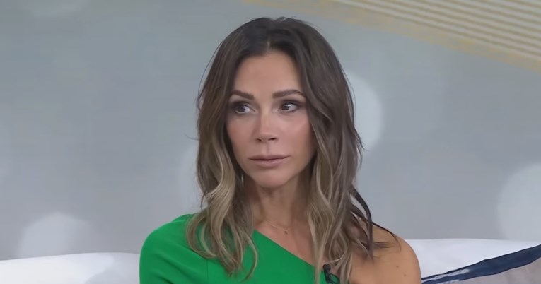 Victoria Beckham uklonila tetovažu inicijala muža: "Bila mi je muka od nje"