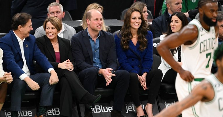 Princ William i Kate Middleton otišli na NBA utakmicu, publika ih izviždala