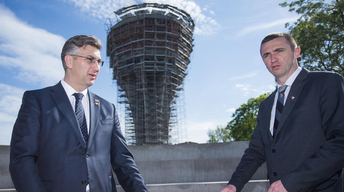Penava one koji se ulizuju Plenkoviću nazvao komunistima, njega Velikim Vođom