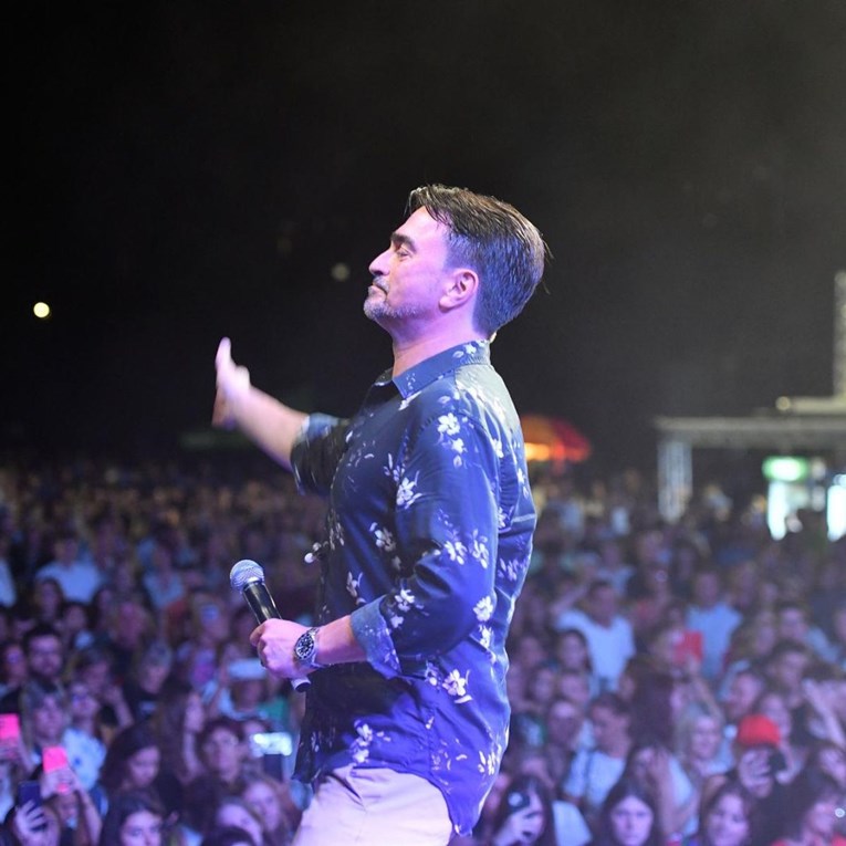 Na Radićevim danima ove godine nastupa Jole: "Kada studenti tulumare"