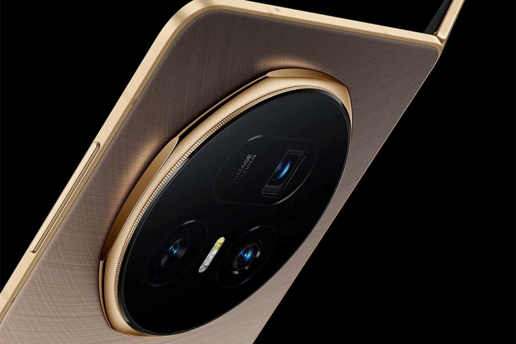 HONOR predstavio Magic V5: Najtanji preklopni pametni telefon do sada