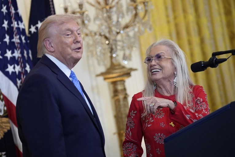 Trump o proizraelskoj donatorici: Dat će mi 250 milijuna ako se kandidiram 2028.