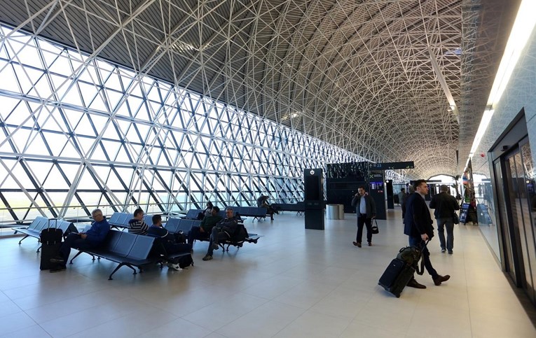 U hrvatskim zračnim lukama 50 posto više putnika nego lani