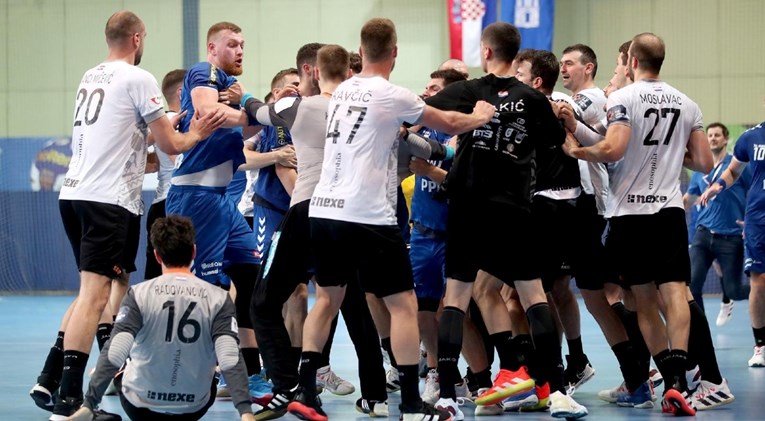 Zagreb pobijedio Nexe. Nakon velikog obračuna igrača podijeljena 4 crvena