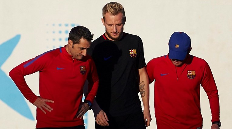 Mundo Deportivo: Valverde je ovime poručio Rakitiću da ode iz Barcelone