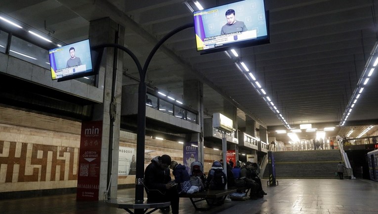 Kijevski metro opet vozi nakon ruskih napada, uspostavljena opskrba vodom