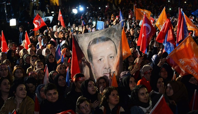 "Pitanje nije hoće li Erdogan pobijediti u nedjelju, nego kakva će to pobjeda biti"