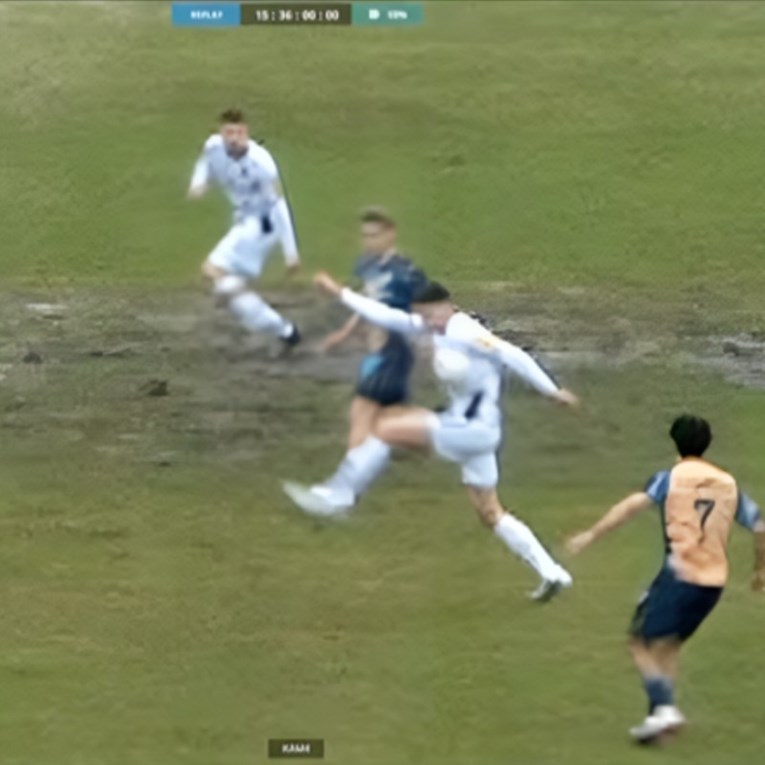 Pogledajte što je Čulina sudio kao penal za Rijeku. Spasio ga je VAR