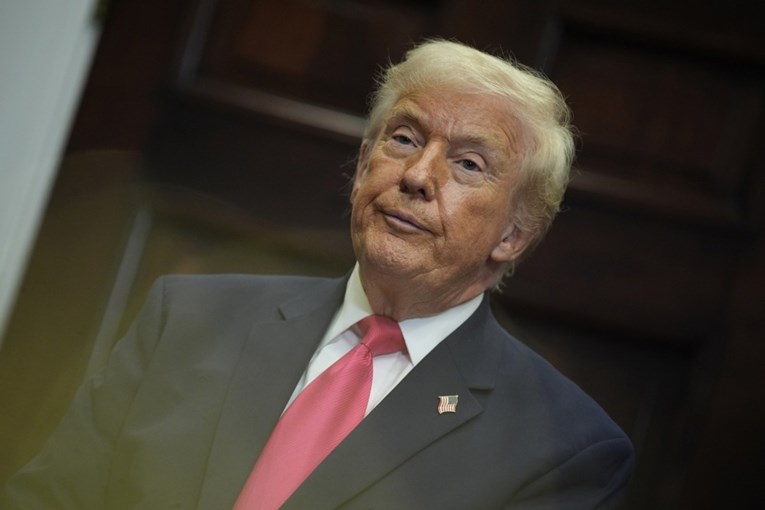 Trump daje 12 milijardi farmerima pogođenima carinama. Za to je okrivio Bidena