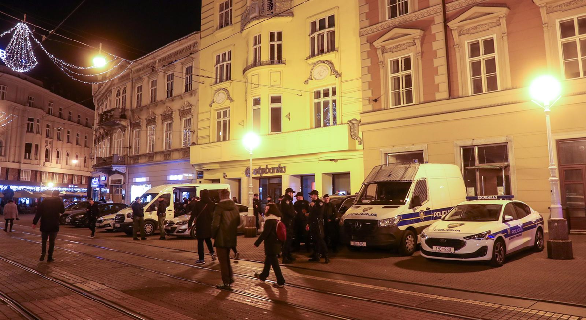 Pljačkali maloljetnike u centru Zagreba. Uhvatili ih policajci u ophodnji
