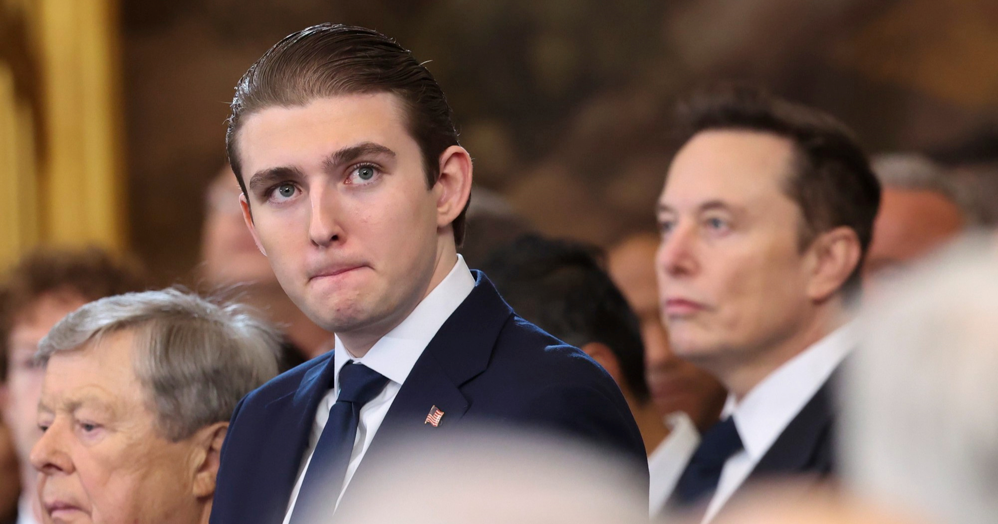 Trenda kampanja kojom se želi Barrona poslati u rat. Mogla bi ga spasiti visina