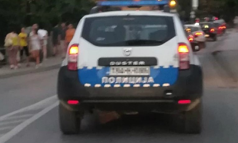 Davor Dragičević objavio sliku policijskog auta, kaže da je njime otet David