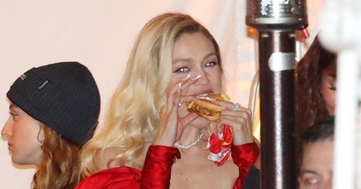 Gigi Hadid nakon oskarovske zabave izula štikle i uživala u hamburgeru