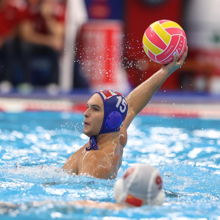Hrvatski vaterpolisti uvjerljivom pobjedom nastavili lov na završnicu Svjetskog kupa