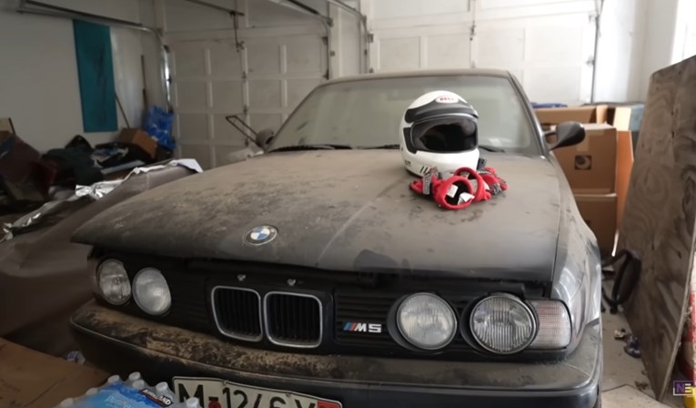 VIDEO Ovaj BMW M5 godinama je bio zaboravljen u garaži napuštene vile