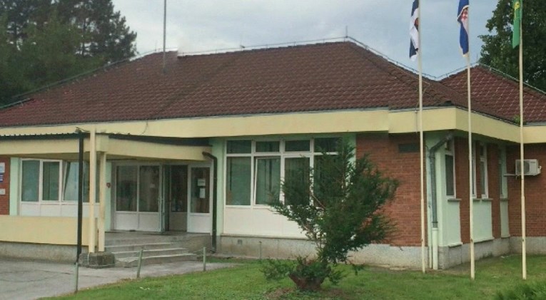 U Osječko-baranjskoj županiji 40 novih, zatvoren dio Doma zdravlja u Valpovu