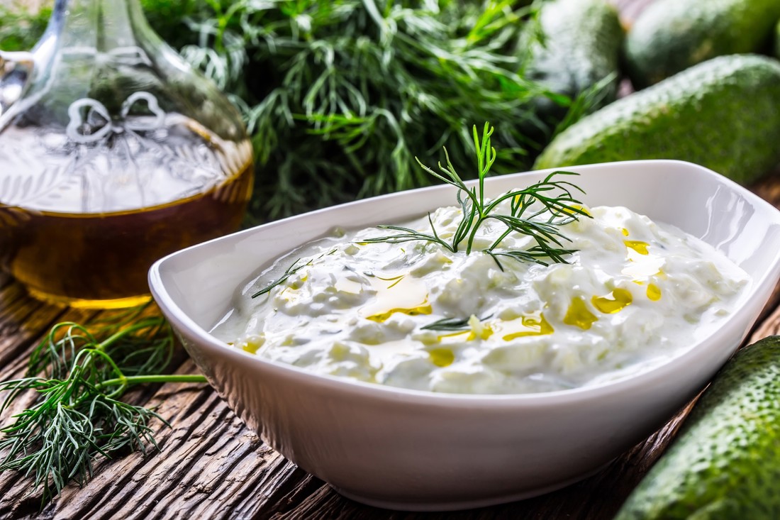Jednostavan trik od dvije minute za najbolji domaći tzatziki umak