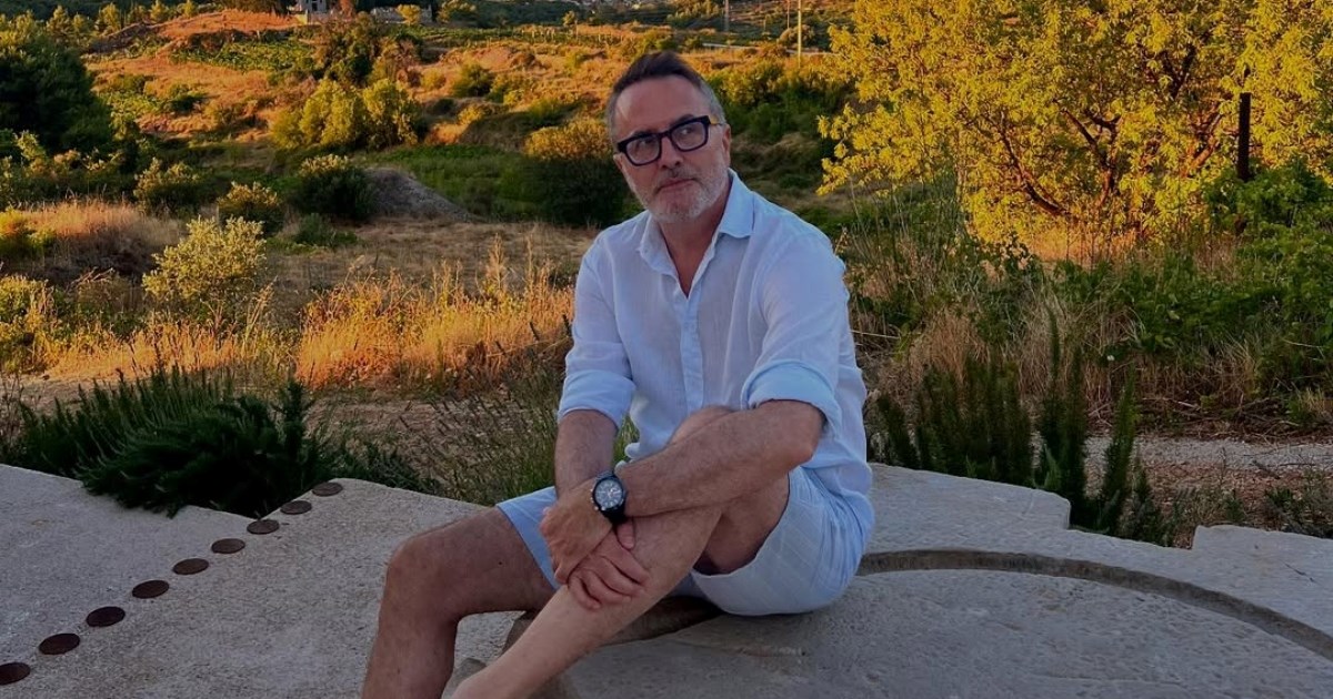 Tarik Filipović pustio bradu pa se našalio: "Ono kad dobiješ ulogu Djeda Mraza..."