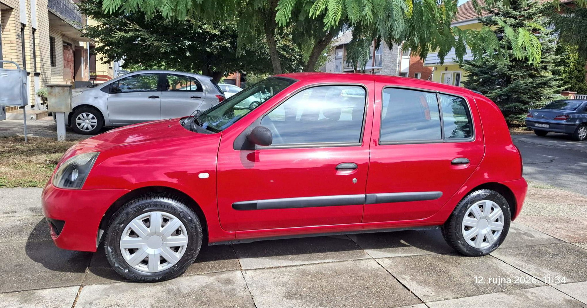 Ovaj Clio privukao je najviše pažnje na oglasima. Prodaje se za 2200 eura